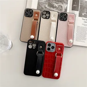Pearl Wristband Lychee Grain Leather Phone Cases for iPhone 14 13 12 11 Pro Max Full Protective Soft Bumper Crocodile Pattern Bracket Back Cover Antichoc