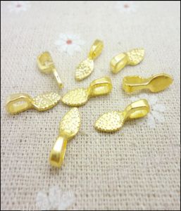 Clips colgantes Claspes colgantes 300pcs Glue de tono de color dorado en etiquetas de hojas de fianza Hallazgos de joyas DIY Jewely 155 mm JC3641502