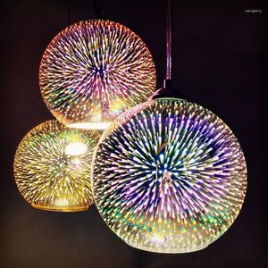 Lampes suspendues Creative individuel LED coloré 3D lustre en verre nordique post-moderne simple salle à manger américain éclairage à la maison