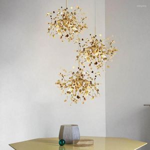 Lámparas colgantes Diseño de arte creativo moderno Araña Sala de estar Cafetería Lámpara LED decorativa Luces de cocina Lámparas colgantes doradas