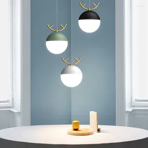 Lampes suspendues LED modernes lumières salle à manger design créatif lampe en verre salon éclairage intérieur accessoire de cuisine