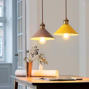 Lámparas colgantes Moderna minimalista E27 Light Creative Cafe Bar Restaurante Dormitorio Edison Lamp Cover Vintage