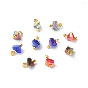 Colliers de pendentif 100pcs électroplate en verre Triangle charmes avec épingles à tête en laiton pour collier de bricolage Bijoux faisant la décoration 8x6x4.5 mm Trou: