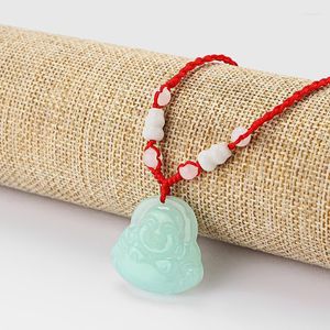 Collares pendientes 1 piezas chino Oriental verde Buda de la suerte piedra encanto hilo rojo collar colgante Sidn22
