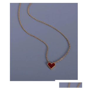 Colliers pendants 2022 Arrivées Matière acrylique Collier de coeur rouge Titanium Steel 18 K Gold Plated Choker Factory Wholesale Drop del Dh9lv