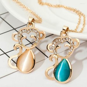 Pendentif Colliers 2023 Mode Coréenne Creative Cristal Incrusté Pêche Visage Singe Collier Simple Et Belle Pour Femme Fille