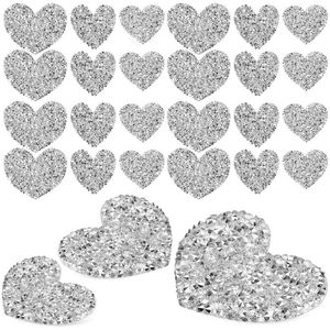 Collares colgantes 30 PCS Artesanías hechas a mano Pegatinas de diamantes de imitación de corazón Parches de pantalón Adhesivo Decorativo Hierro Ropa Diseños Resina Rhinestones