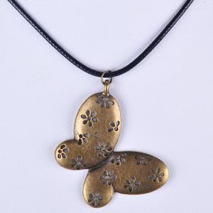 Pendentif Colliers 38 29mm Vintage Antique Bronze Fleur Papillon Collier Femmes Ras Du Cou Cire Cordon Corde Bijoux Bijoux De Mode