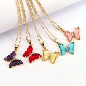 Pendentif Colliers 3pcs Collier de papillon en cristal coloré pour femmes transparentes bijoux brillants en grosPendentif