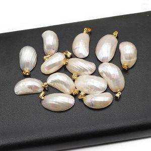 Collares colgantes 3 unids Shell Natural Cabochon Beads White Madre de Pearl Charms para DIY Collar Pendientes Joyería Fabricación Suministros