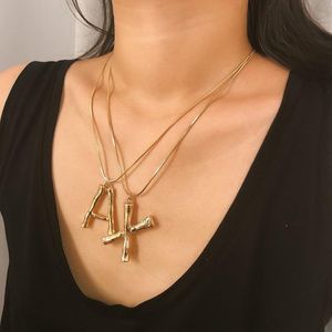 Collares pendientes A-Z Letra grande Nombre de la escritura Collar inicial Lujoso Exagerado Metal Cadena de oro Encanto Collar Colgante