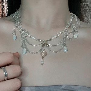 Collares colgantes Antiguo Hecho a mano Collar de cristal de perlas Accesorios de cadena de clavícula femenina Centro de cejas Frente Chai