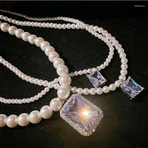 Pendentif Colliers Big Rectangle Zircon Couleur Gemstone Collier de perles pour robes de femmes Accessoires d'embellissement Mode mais élégant