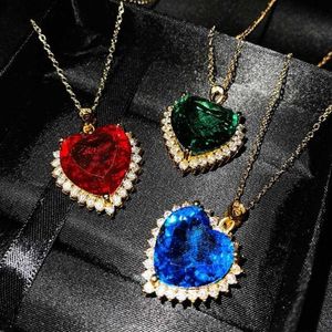 Collares colgantes azul brillante gema corazón del mar en forma de corazón collar colorido elegante mujeres amor tierno cuello chain249w