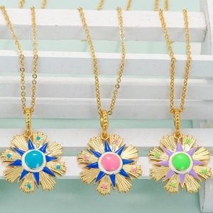 Collares colgantes EYIKA Moda de alta calidad Chapado en oro Sun Star Flower Collar Pintado a mano Esmalte Colorido Bohemio Joyería de cobre