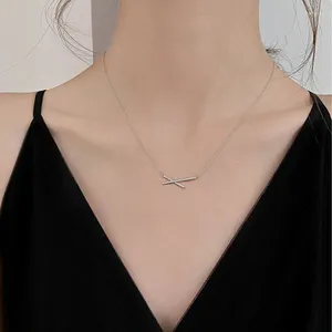 Pendentif Colliers Mode Argent Plaqué Zircon Géométrique Bande X Forme Collier Femmes Fine Bijoux Cadeau De Mariage