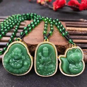 Pendentif Colliers Bouddha vert Collier en acier titane pour femmes Arrivée transfrontalière Gros ventre Maitreya Mode coréenne Chalcédoine