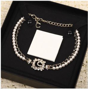 Colliers de pendentif Colliers de qualité de luxe Collier pendant avec diamant et perles de coquille de nature en 18 carats plaquées d'or