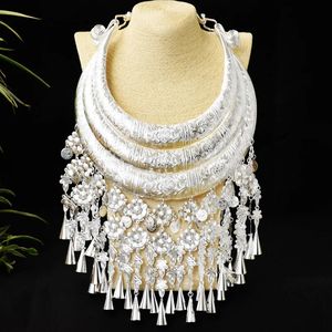 Collares colgantes Miao Joyería Chino Tradicional Retro Miao Plata Danza Accesorios Accesorios Cadena Colgante Hmong Collar Joyería Para Mujeres 231211