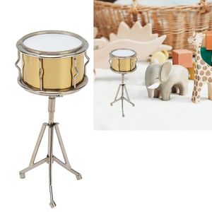Collares colgantes Modelo de tambor de caja en miniatura Adorno de instrumento musical de cobre decorativo para casa de muñecas Decoración de escritorio