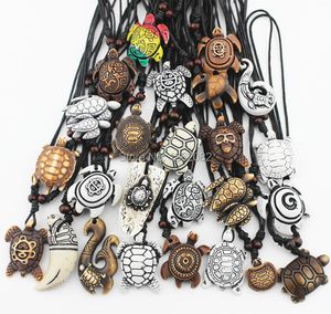 Pendentif Colliers Bijoux mixtes vente en gros Lots 25 pièces Imitation Yak os sculpté chanceux surf tortues de mer pendentifs collier MN386 230831