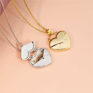 Collares pendientes Collar de foto personalizado con marco personalizado en forma de corazón Medallón Colgante de encanto abierto Regalo de joyería para mujeres L221011