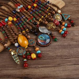 Collares colgantes Retro Nepal Collar Budista Mala Mantra Cuentas de madera Pluma étnica Cuerno Pescado Declaración larga Joyería Mujeres Hombres