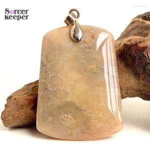 Colliers de pendentif pendentifs à la mode des perles de chute de corail en pierre naturelle glissent les bijoux en gros pour les femmes RS006