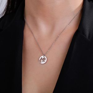 Collares colgantes Unift Mano grande Pequeña redonda para mujeres Adolescentes Moda Bebé Madre Familia Joyería Chapado en oro Acero inoxidable