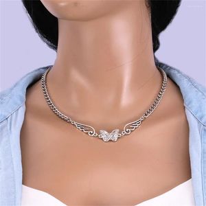 Pendentif Colliers Vintage Mode Argent Couleur Punk Chaîne Cristal Papillon Creux Ange Aile Collier Pour Femmes Femelle HipHop Ras Du Cou