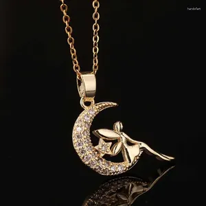 Pendentif Colliers Wangaiyao Personnalité de la mode Niche Haut de gamme Lumière Luxe Elf Girl Angel Collier INS Wind Star Moon Clavicule Chaîne