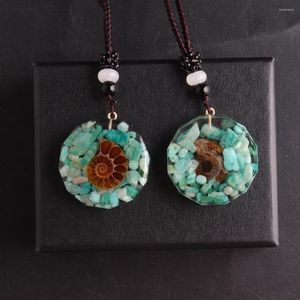Colliers pendants en gros 12pcs / lot nature résine de pierre d'escargot coquille pour femmes bijoux bijoux à la main