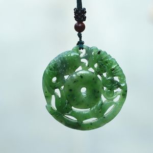 Collares colgantes al por mayor 100% natural verde hetian nefrita tallada collar de pescado chino joyería de jades de amante cadena de cuerda libre colgante