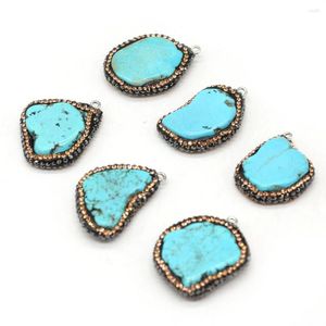 Colliers pendants Wholesale10pcs Naturel Semi-précieuse Pierre turquoise Turquoise Artisanat Fabriquant des bijoux de collier exquis Ornement de bijoux