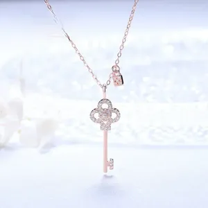 Pendentifs Singapour Argent Clé Collier Femmes Lumière De Luxe Instagram Petite Serrure Accessoires En Gros