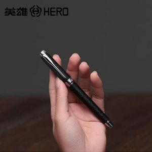 Bolígrafos envío gratis héroe 6088 Fountain Pen 0.5 mm de alumno escribiendo el mejor regalo
