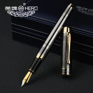Pens Hero 953 Fountain Metal Fountain Brossed Gris Grid Grids Modèles Iraurita Fine 0,5 mm Golden Clip Writing Ink Pen for Business Office Home