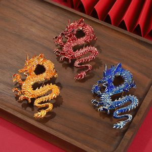 Broche Vintage de dragón rojo grande personalizado, broches de Metal dorados y azules hechos a mano de China para hombres y mujeres, accesorios de ropa