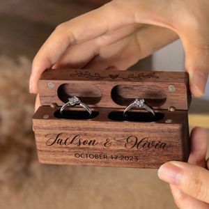 Caja de anillo de boda personalizada - Caja de anillo doble de madera Caja portadora de anillo Soporte de anillo único Caja de anillo Propuesta Moderna Rústica Wedd 240110
