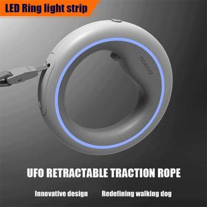 Pet Dog Retractable Leash Ring LED Walking Dog Light Night Safety USB Collar recargable Cuerda de tracción automática para perro Cachorro 201101