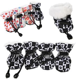 Chaussures de protection pour animaux de compagnie 4pcs / set imperméable à l'eau chien d'hiver anti-dérapant pluie bottes de neige chaussures épaisses et chaudes pour petits chats chiots chiens chaussettes chaussons 231122