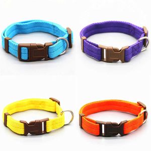 Fournitures pour animaux de compagnie Collier de chien Classique Solide Base Polyester Nylon Collier de chien avec boucle à pression rapide, Corde de traction de collier en option 7 couleurs