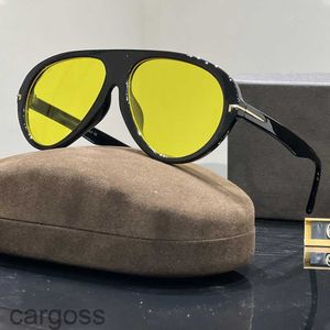 Gafas de sol piloto Tom Mujer Hombres Diseñador Vanguardista Silueta Personalidad Gafas de moda Sol amarillo Anteojos unisex Uv400 HEUM NOFH
