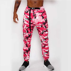 Pantalones de Hip Hop Pink Camo Pantalones de carga Camo Streetwear Mens Jogger Camuflaje Pantalones Pantalones Cargo Para Hombres Vetementos x0615