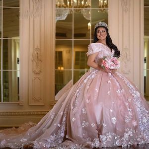 Robe de bal de balle Princesse rose Quinceanera Perles Sparkly Sweet 16 Viens de robe de 15 anos pour la fête d'anniversaire