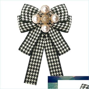 Broches Broches Classique Plaid Rayé Imprimé Arc Broche Toile Perles Cravate Cor Collier Broches Pour Femmes Chemise Vêtements Bijoux Fait Dhf9H