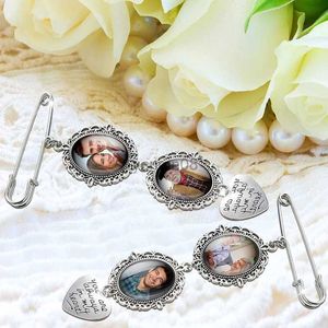 Pins Broches Lacy Oval Bridal Charm Wedding Bouquet Photo Charm Pin Memorial Gift for Bride HKD230807