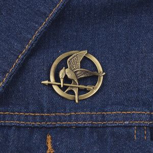 Broches broches le Katniss Everdeen Cosplay Prop Rep moqueur broche broche Badge livraison directe bijoux Ot4Kt