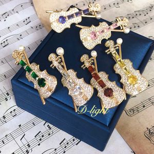 Broches Broches Top De Luxe Violon Broche Zircon Cristal Musique Jouer Revers Bijoux Pin Costume Collier Fête Concert Hommes Femmes Cadeau Accessoire 230725