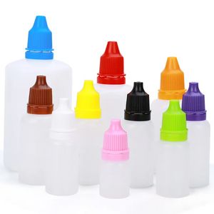 Flacon compte-gouttes en plastique Flacons compte-gouttes liquides en plastique compressibles pour les yeux avec bouchon à l'épreuve des enfants Flacon compte-gouttes pour solvants Essence Collyre Saline I0511